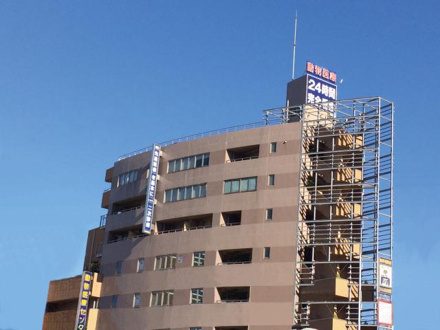 2012年7月、国道16号線沿いに開業しました。